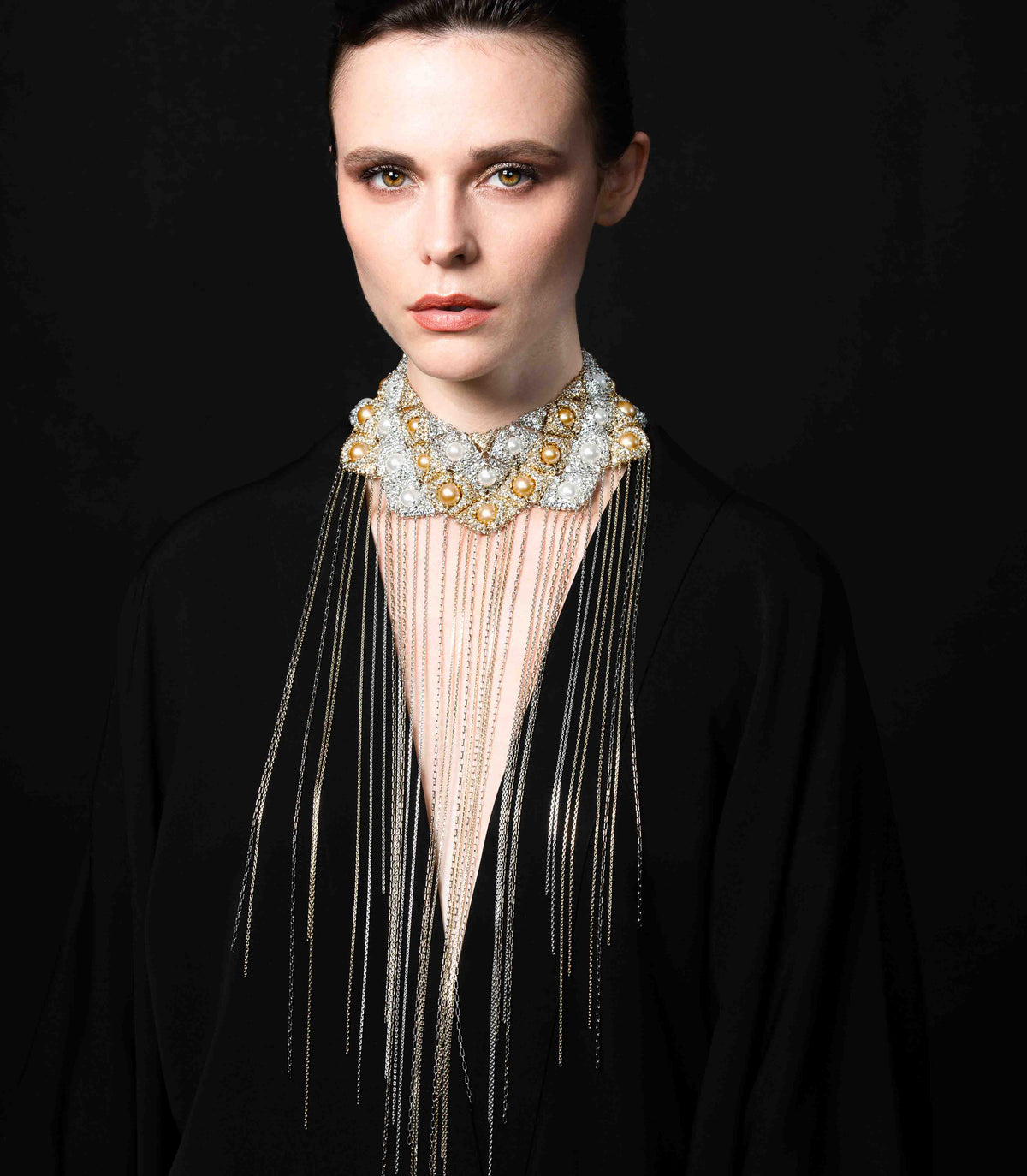 STELLAR PULSATION BIB NECKLACE