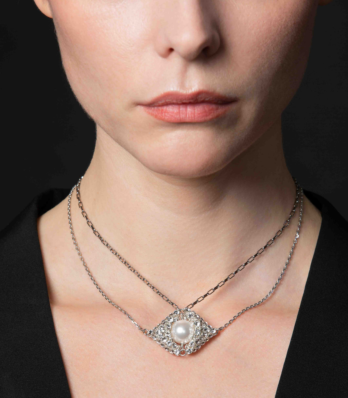 STELLAR PULSATION NECKLACE