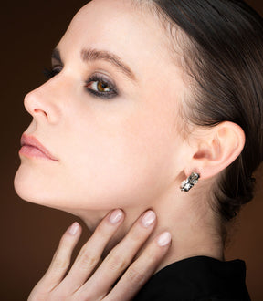 LURAN TWO PEARLS EARRINGS
