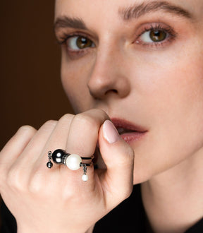 SHEEANA PEARLS RING